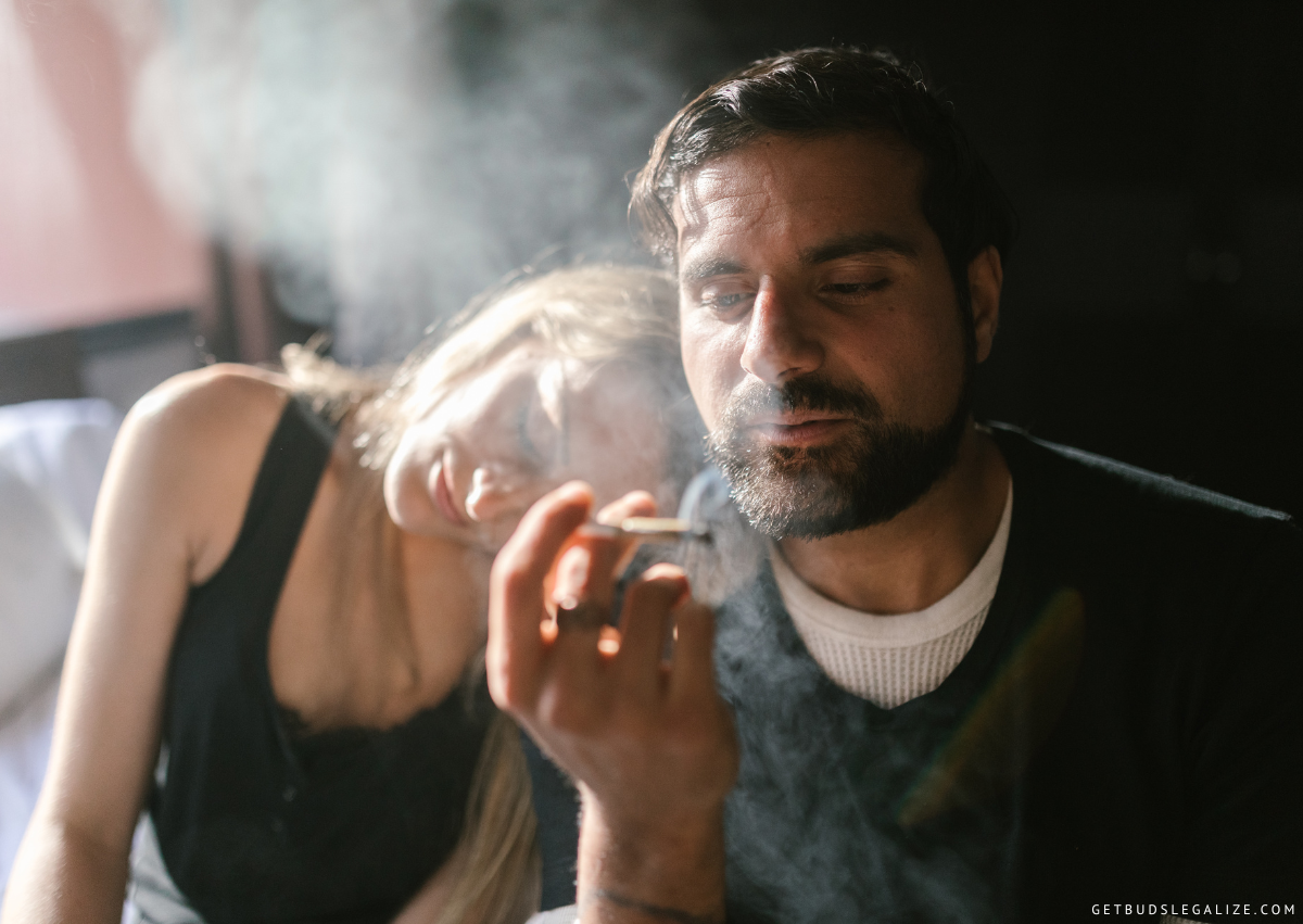 Is It Possible to Overdose on Marijuana? Symptoms & Treatments ...