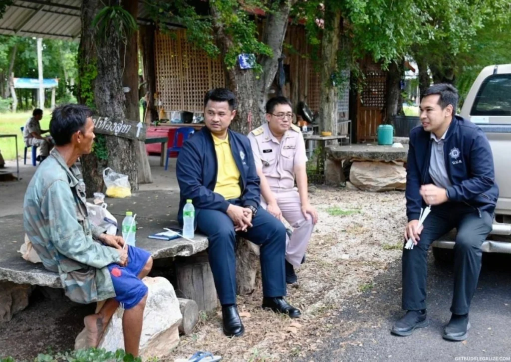 Thai Man Walks 700km to Escape Cannabis Addiction | A Journey of Recovery and Hope 7 Thai man Piya discusses his recovery journey with an ONCB official during his 700km walk to escape cannabis addiction.